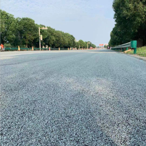 精细抗滑降噪表面处置技术5